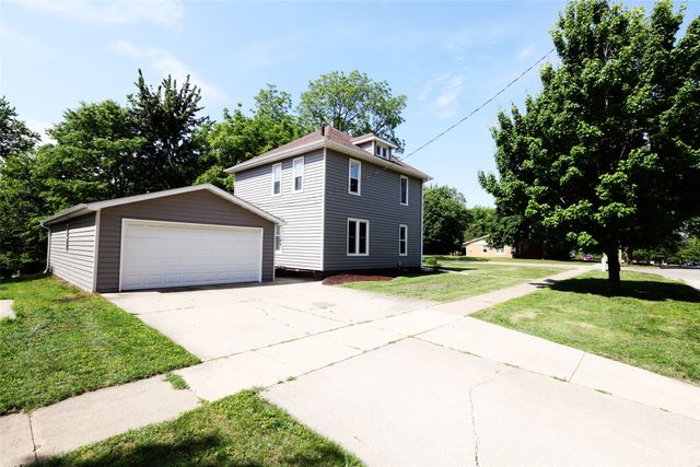 128 Monona Street, Boone, IA 50036