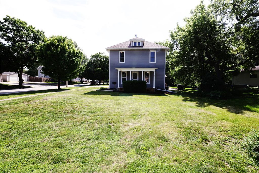 128 Monona Street, Boone, IA 50036