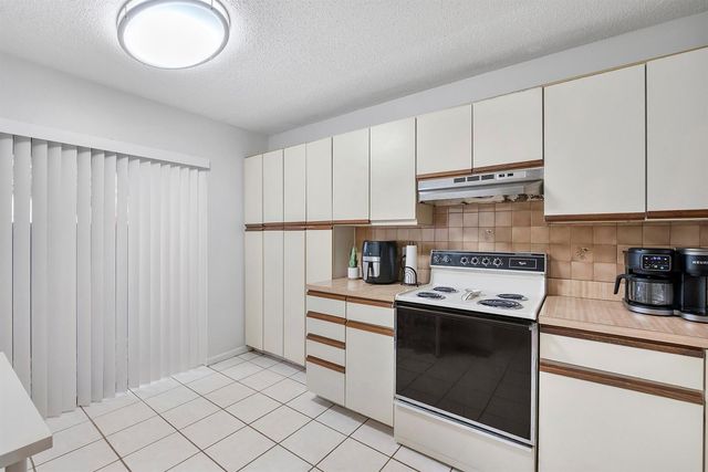 4393 Carambola Circle N, Coconut Creek, FL 33066