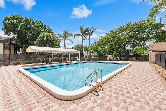 4393 Carambola Circle N, Coconut Creek, FL 33066