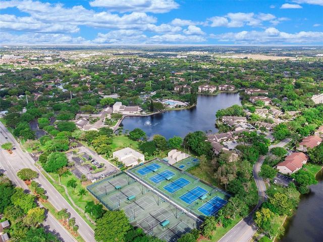 4393 Carambola Circle N, Coconut Creek, FL 33066