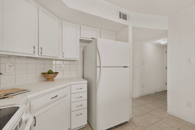 7558 Kachina Loop, Santa Fe, NM 87507