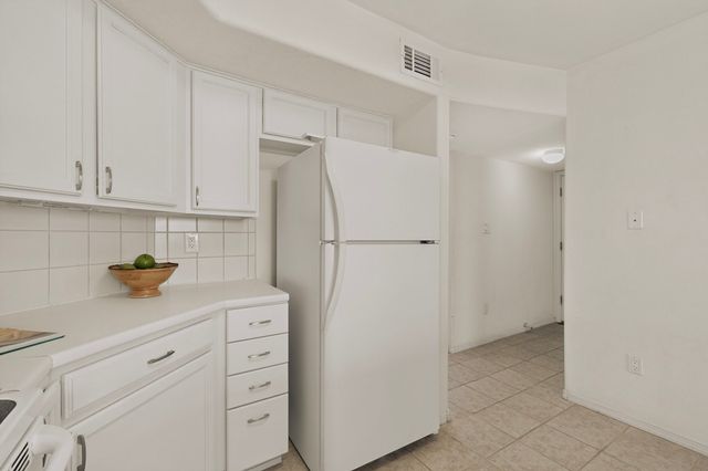 7558 Kachina Loop, Santa Fe, NM 87507