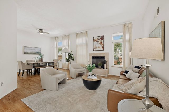7558 Kachina Loop, Santa Fe, NM 87507