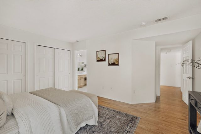 7558 Kachina Loop, Santa Fe, NM 87507