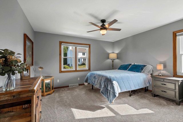 2679 RADINZ ROAD, Green Bay, WI 54311