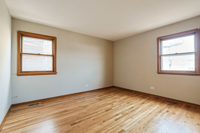 8019 Kilpatrick Avenue, Skokie, IL 60076