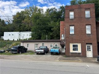 237 Main St, Belle Vernon, PA 15012
