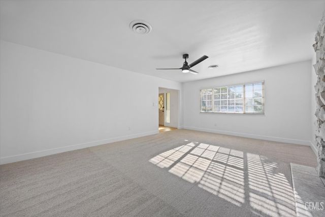 2801 Elm Street, Bakersfield, CA 93301