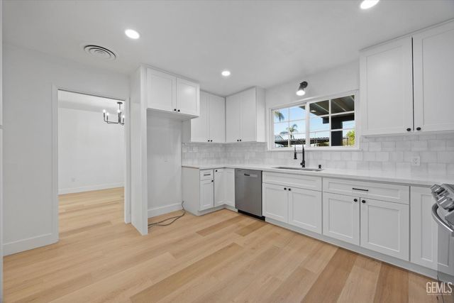 2801 Elm Street, Bakersfield, CA 93301