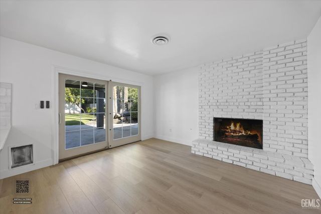 2801 Elm Street, Bakersfield, CA 93301