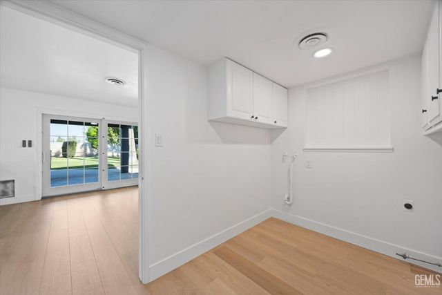 2801 Elm Street, Bakersfield, CA 93301