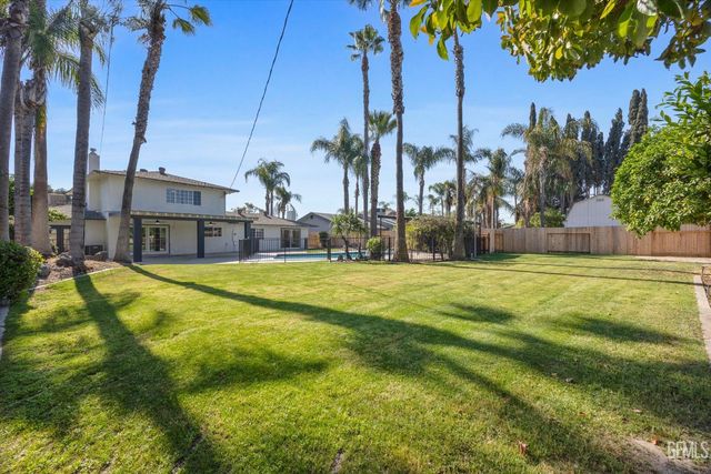 2801 Elm Street, Bakersfield, CA 93301