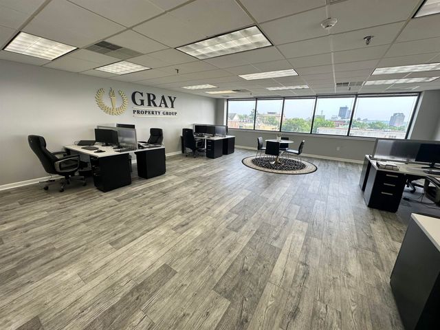 1650 Elm Street Suite 401, Manchester, NH 03101