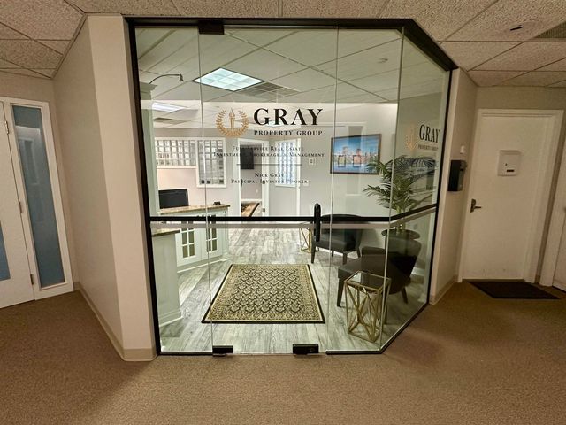 1650 Elm Street Suite 401, Manchester, NH 03101