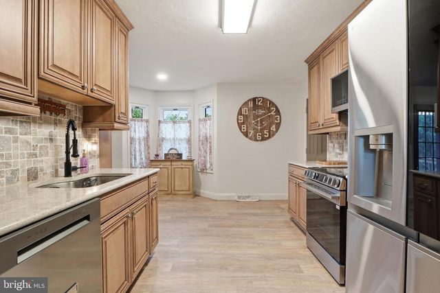 474 BIG MOUNT RD, Thomasville, PA 17364