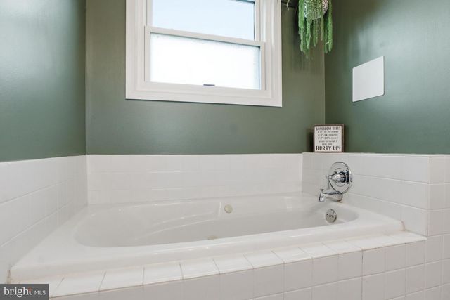 474 BIG MOUNT RD, Thomasville, PA 17364