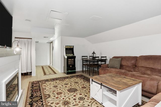 474 BIG MOUNT RD, Thomasville, PA 17364