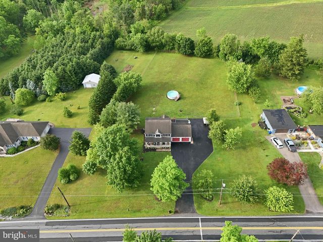 474 BIG MOUNT RD, Thomasville, PA 17364