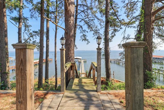 214 Bennette Street, Eutawville, SC 29048