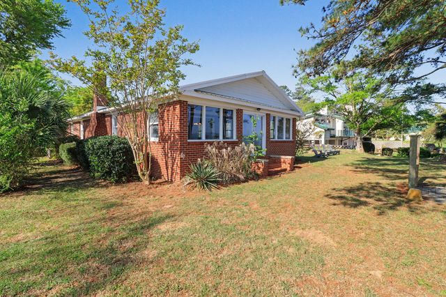 214 Bennette Street, Eutawville, SC 29048