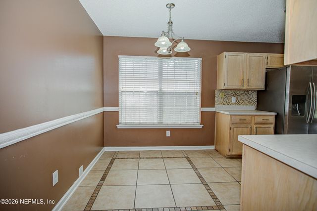 7975 MACINNES Drive, Jacksonville, FL 32244