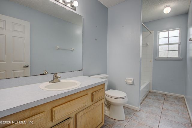 7975 MACINNES Drive, Jacksonville, FL 32244
