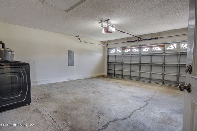 7975 MACINNES Drive, Jacksonville, FL 32244