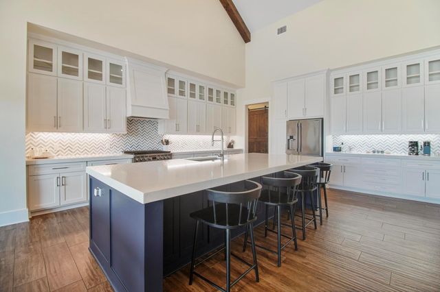 22240 Mallards Cove Court, Bullard, TX 75757