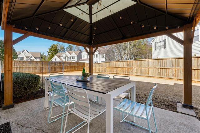 2390 Lunetta Lane, Alpharetta, GA 30004