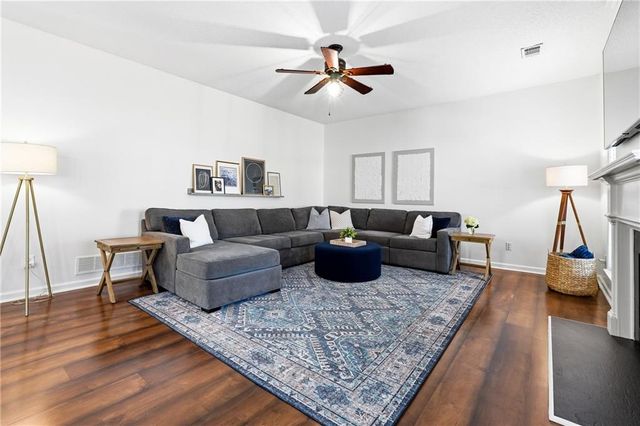 2390 Lunetta Lane, Alpharetta, GA 30004