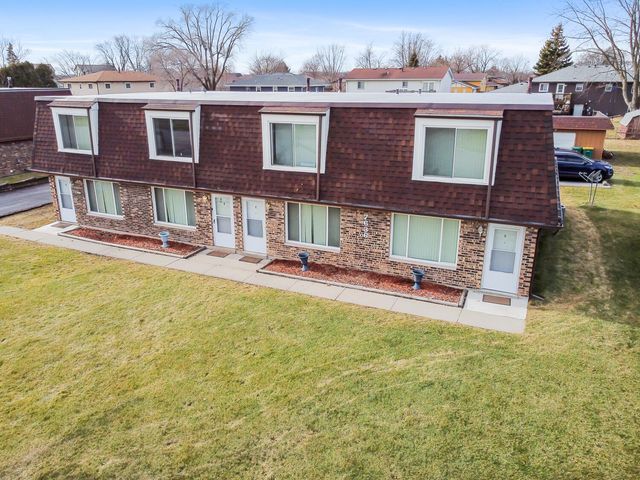 7636 Whitcomb Street, Merrillville, IN 46410