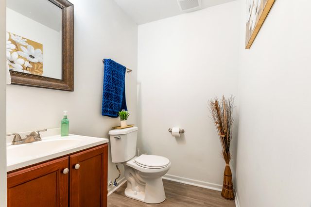 7636 Whitcomb Street, Merrillville, IN 46410