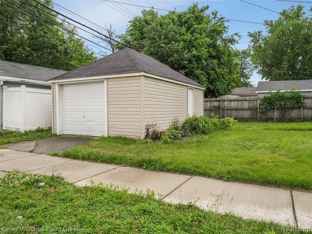 26616 Hampden Street, Madison Heights, MI 48071
