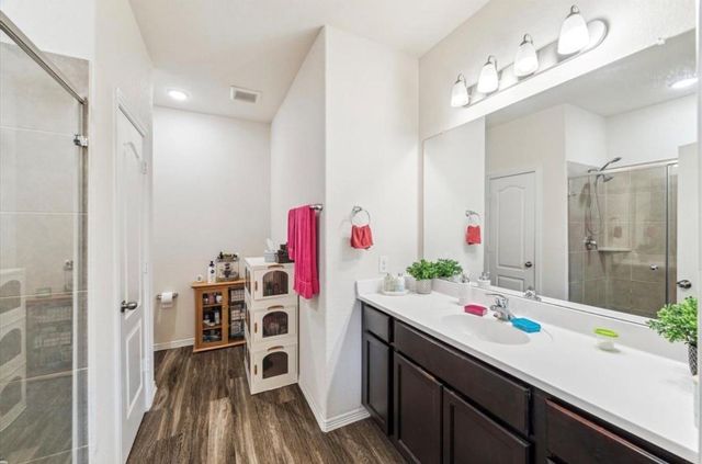 13127 Clifton Hill Lane, Houston, TX 77044