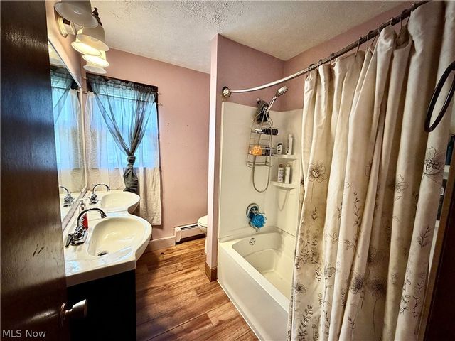 3948 Carson Salt Springs Road, Newton Falls, OH 44444