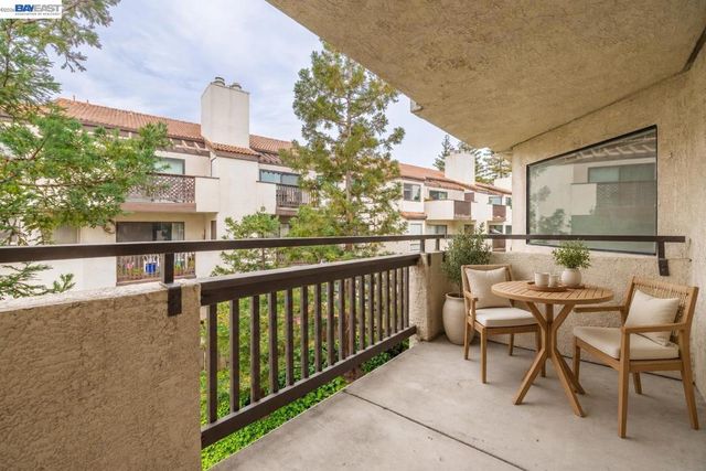 21103 Gary 318A, Castro Valley, CA 94546