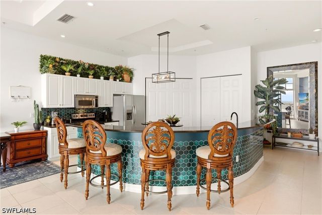 2797 First ST 2105, Fort Myers, FL 33916