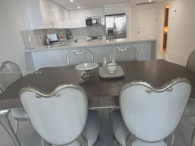 5401 Collins Ave 230, Miami Beach, FL 33140