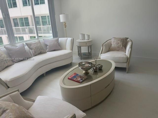 5401 Collins Ave 230, Miami Beach, FL 33140