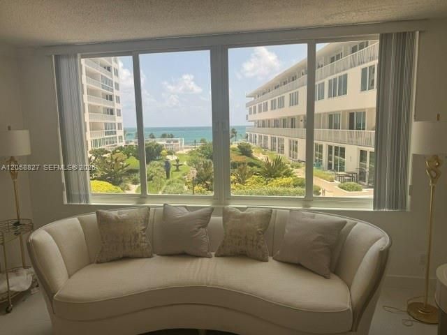 5401 Collins Ave 230, Miami Beach, FL 33140