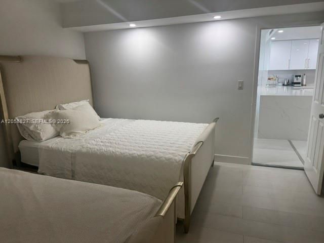 5401 Collins Ave 230, Miami Beach, FL 33140
