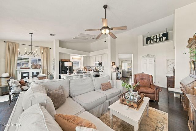 3405 Racquet Lane, Palmdale, CA 93551