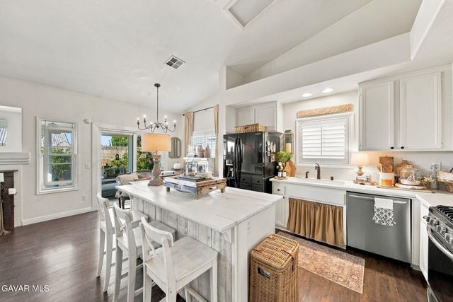 3405 Racquet Lane, Palmdale, CA 93551