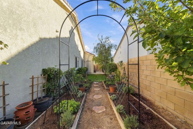 3405 Racquet Lane, Palmdale, CA 93551