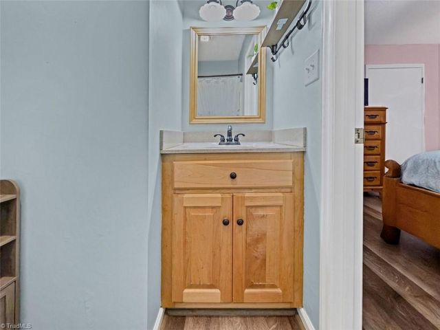 926 Meadowbrook Road, Asheboro, NC 27203