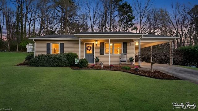 926 Meadowbrook Road, Asheboro, NC 27203