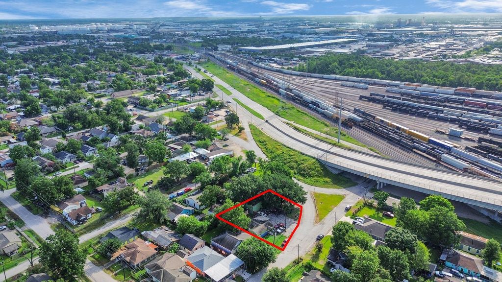 7317 Palestine Street, Houston, TX 77020