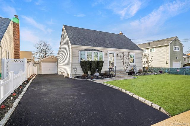 2374 Fish Avenue, North Bellmore, NY 11710