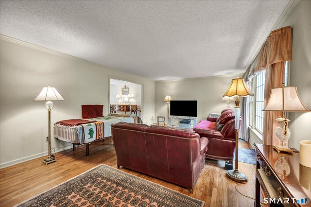 30 Philson Court, Cheshire, CT 06410